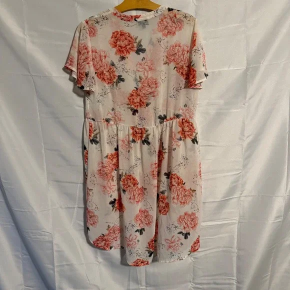 Torrid 00 Floral Print High Low Chiffon Button Front Tunic Shirt Womens Sz 10/12 - Picture 2 of 5